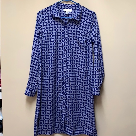 Maternity & Postpartum/Nursing-Friendly Shirtdress - Picture 2 of 6